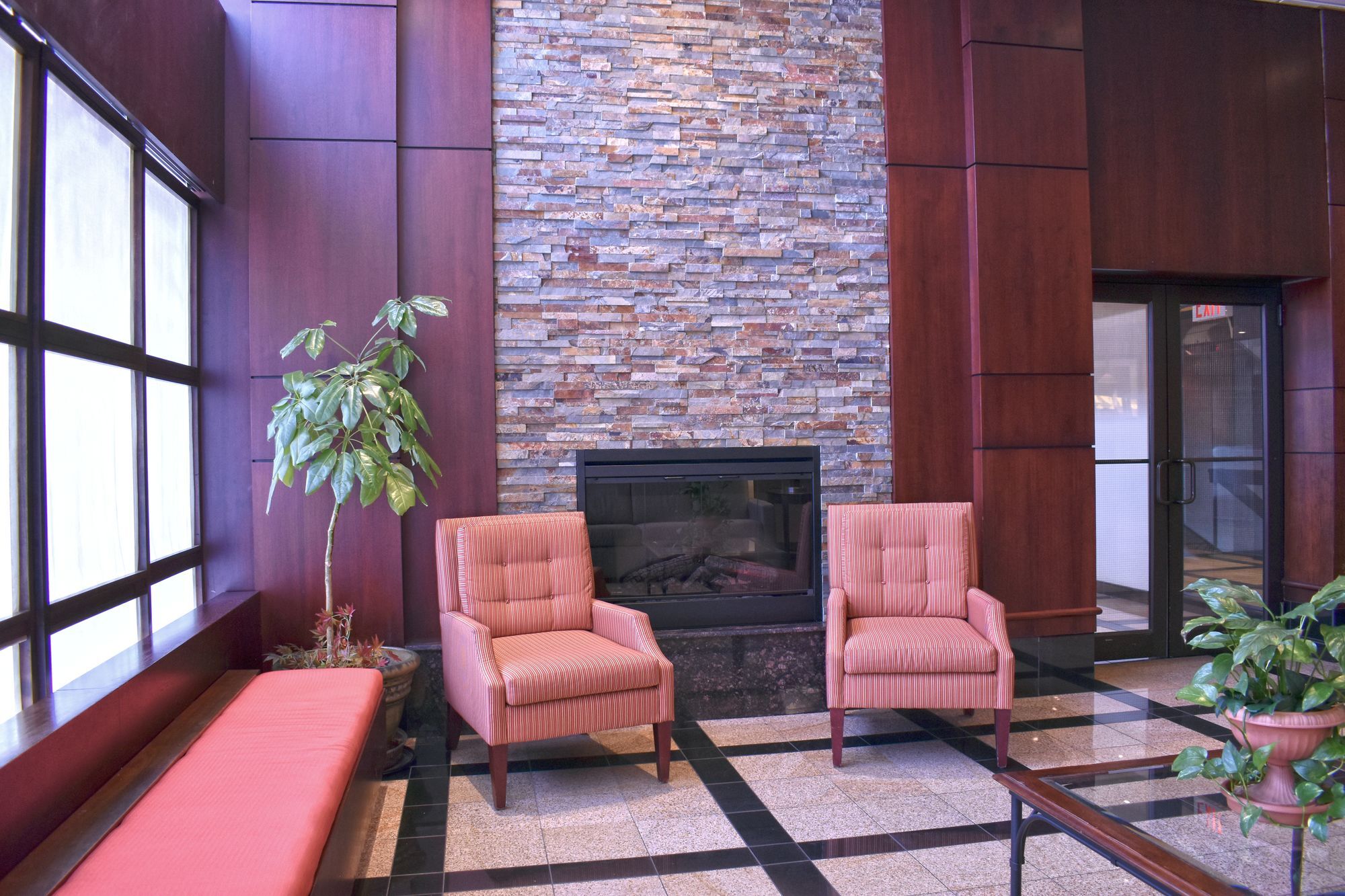 Hamilton Plaza Hotel And Conference Centre Exteriér fotografie